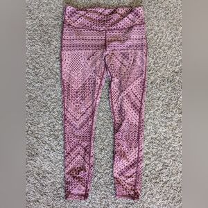 Printed lace pattern leggings